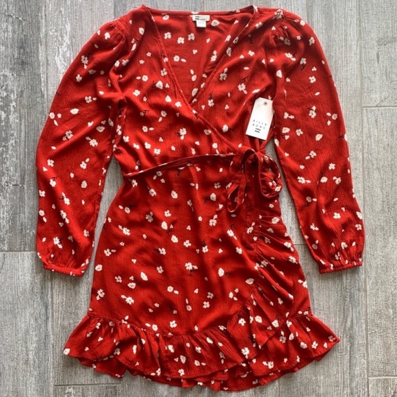 🔥🔥BILLABONG - LOVIN YOU LONG SLEEVE WRAP DRESS🔥🔥 - Picture 6 of 9